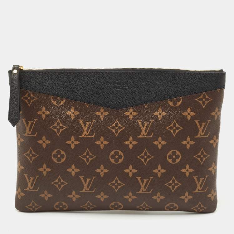 Pre Owned Louis Vuitton Black Monogram Canvas Daily Pouch