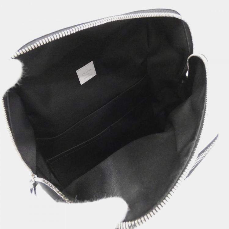Pre Owned Louis Vuitton Discovery PM White Taiga Leather Backpack