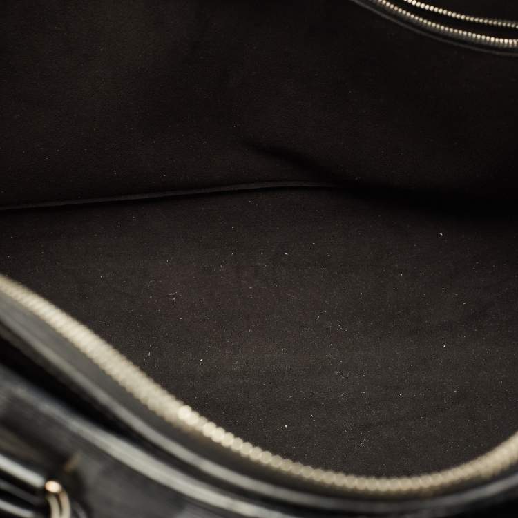 Pre Owned Louis Vuitton Black Epi Leather Pont Neuf GM Bag