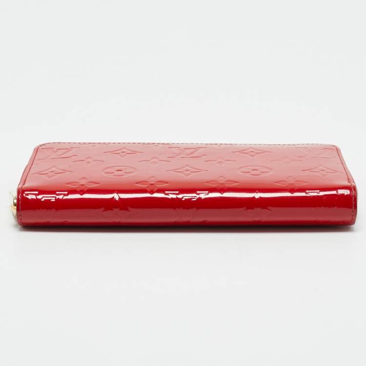 Pre Owned Louis Vuitton Cerise Monogram Vernis Zippy Wallet  