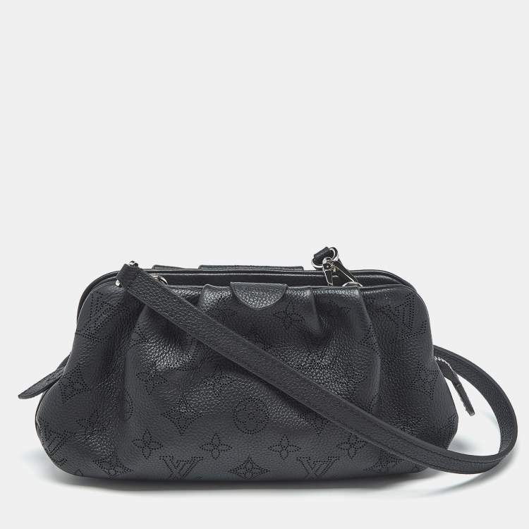 Pre Owned Louis Vuitton Black Monogram Mahina Leather Mini Scala Pouch