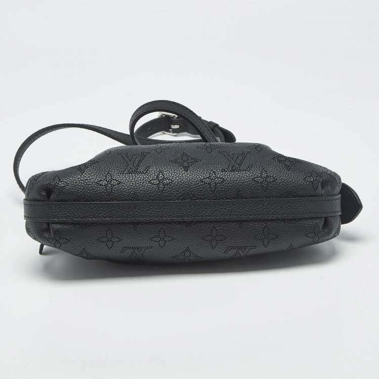 Pre Owned Louis Vuitton Black Monogram Mahina Leather Mini Scala Pouch