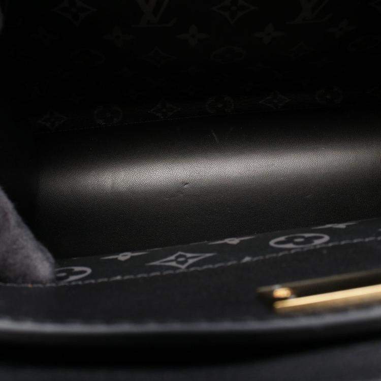 Pre Owned Louis Vuitton Steamer MM Black Leather Shoulder Bag