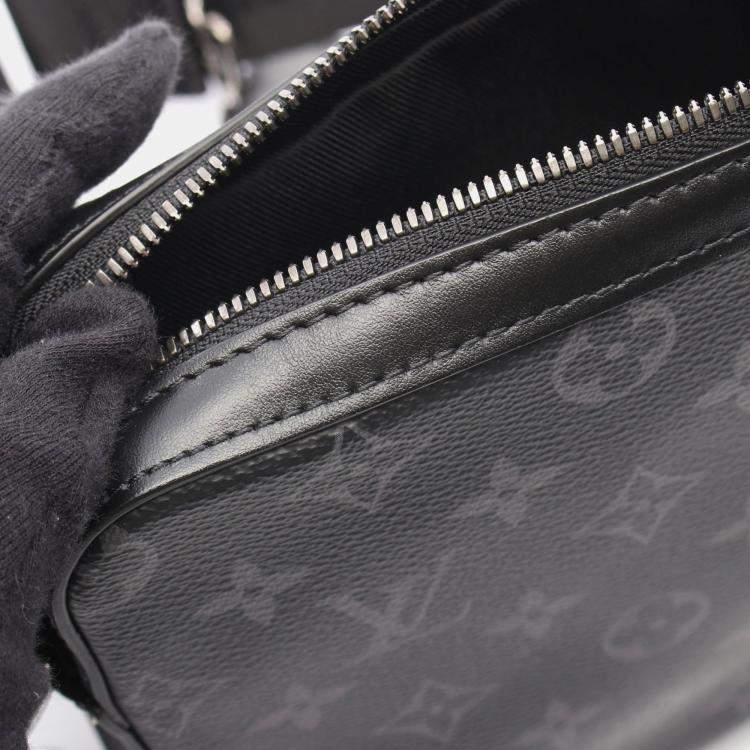 Pre Owned Louis Vuitton Trio Messenger Monogram Eclipse Canvas Shoulder Bag