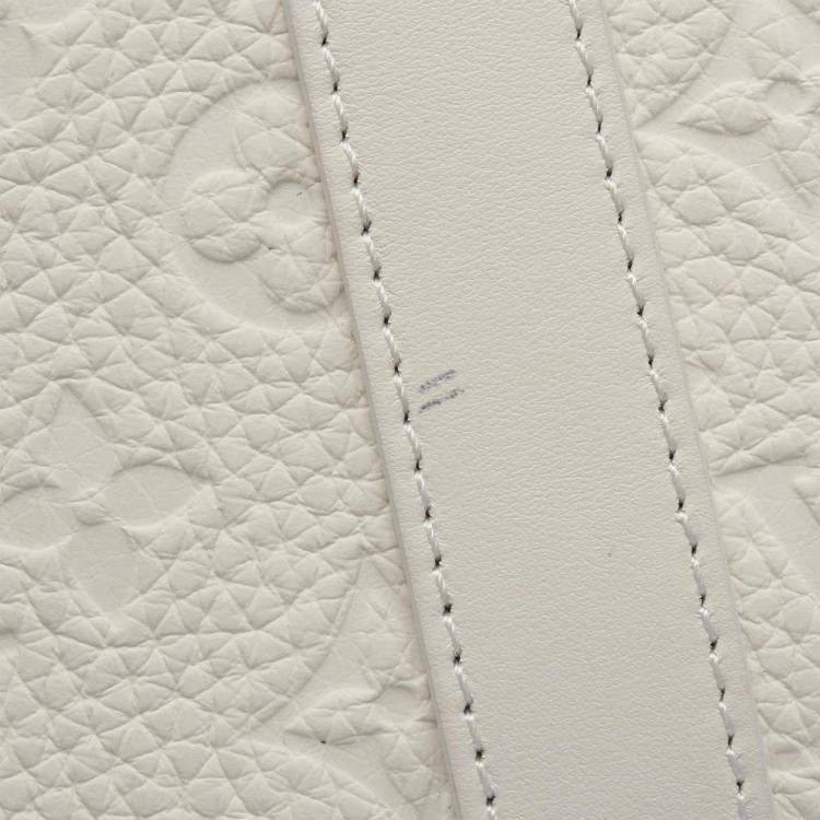 Pre Owned Louis Vuitton White Monogram Taurillon Sac Plat 24H Tote