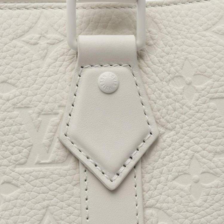 Pre Owned Louis Vuitton White Monogram Taurillon Sac Plat 24H Tote