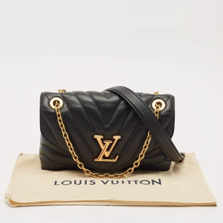 Pre Owned Louis Vuitton Black Leather New Wave Chain MM Bag
