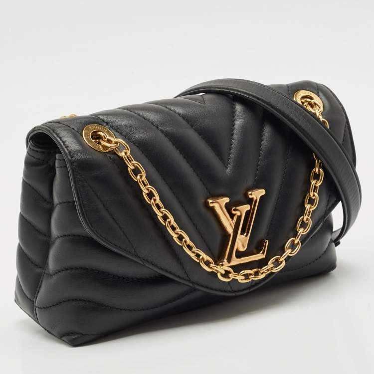 Pre Owned Louis Vuitton Black Leather New Wave Chain MM Bag