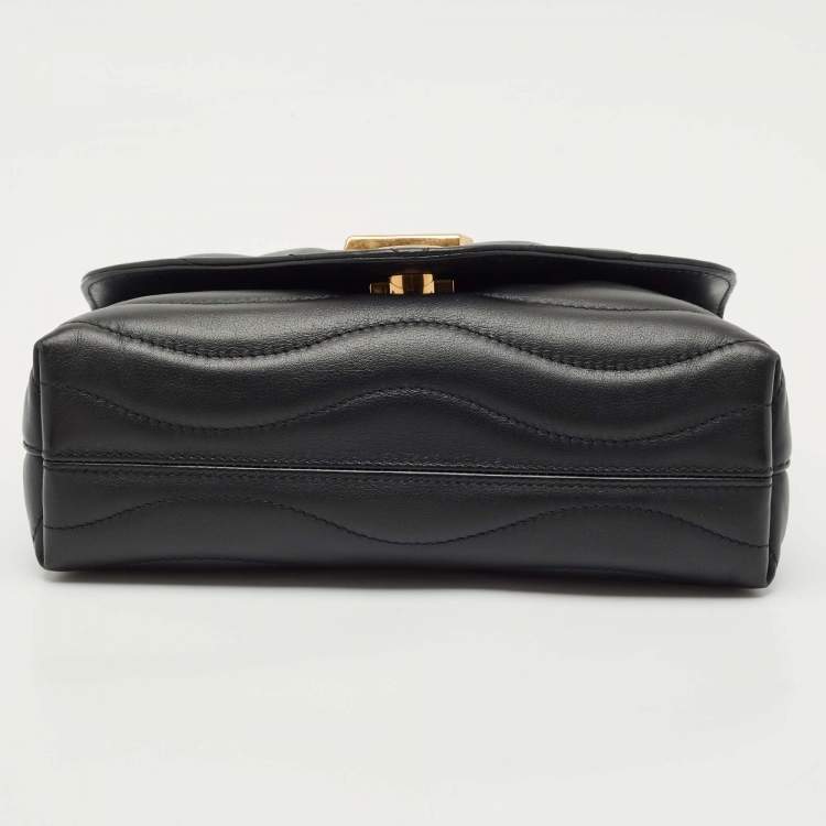 Pre Owned Louis Vuitton Black Leather New Wave Chain MM Bag