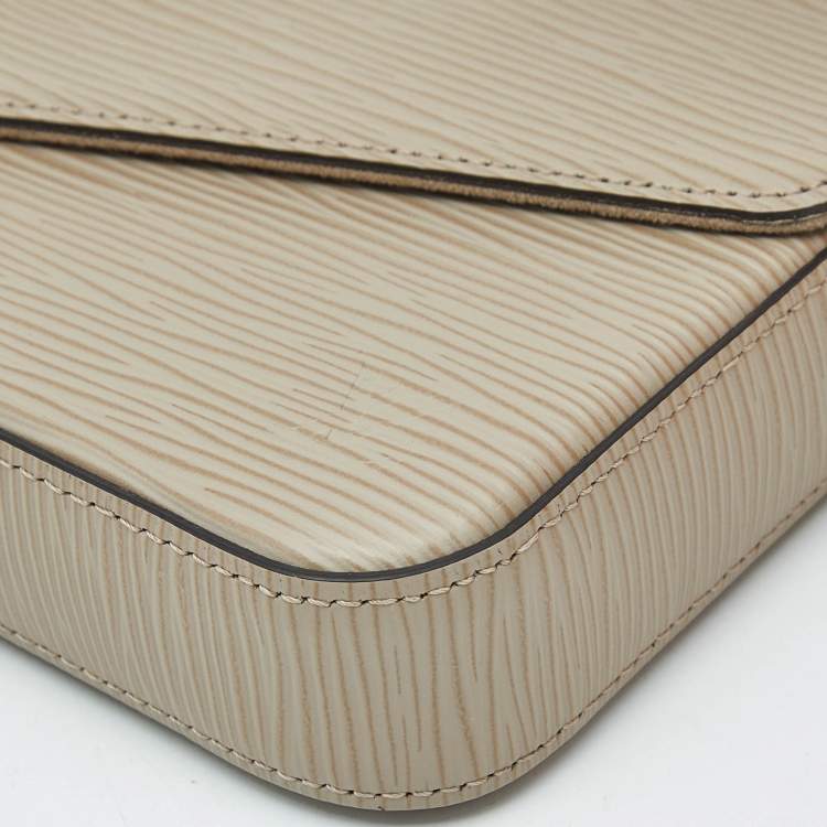 Pre Owned Louis Vuitton Galet Epi Leather Pochette Felicie Bag