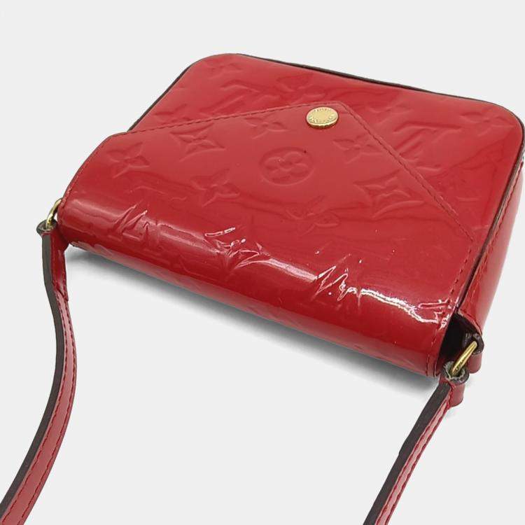 Pre Owned Louis Vuitton Red Patent Leather Vernis Mini Sac Lucy Crossbody Bag