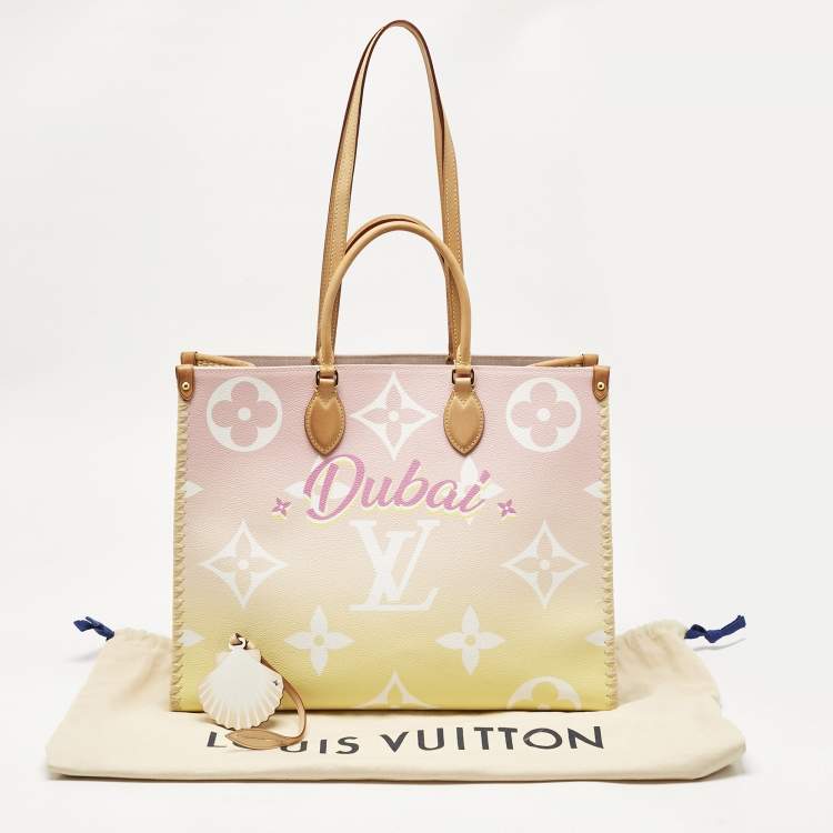 Pre Owned Louis Vuitton Monogram Giant By The Pool Canvas and Raffia Dubai Onthego GM Bag