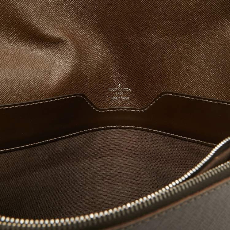 Pre Owned Louis Vuitton Brown Taiga Leather Minuto Portfolio Case