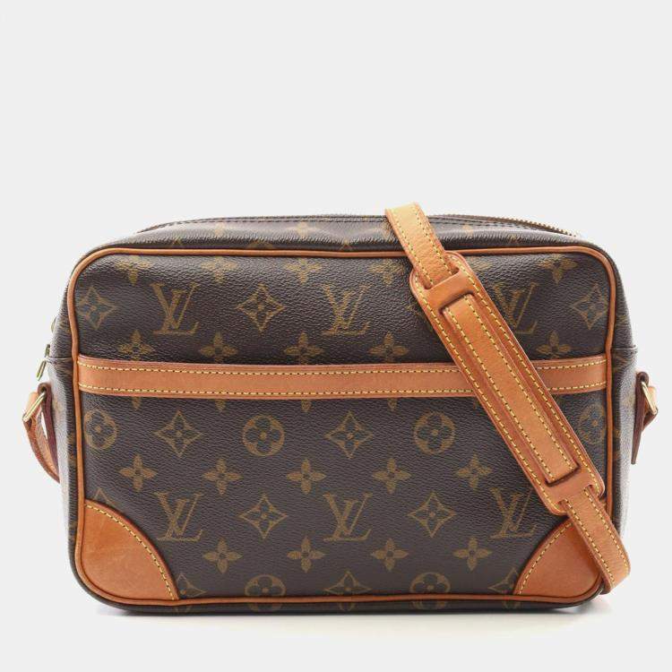 Pre Owned Louis Vuitton Trocadero 27 Monogram Canvas Crossbody Bag