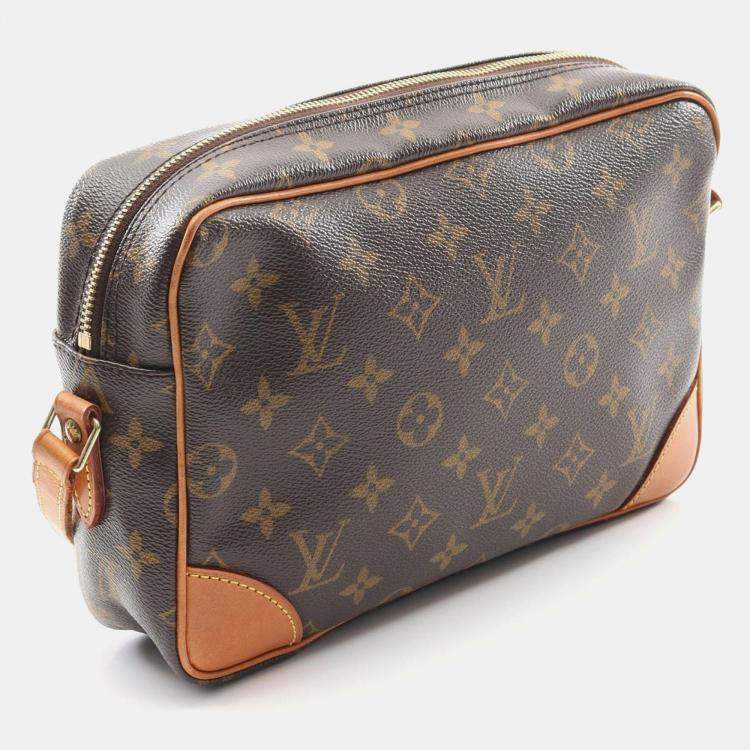Pre Owned Louis Vuitton Trocadero 27 Monogram Canvas Crossbody Bag