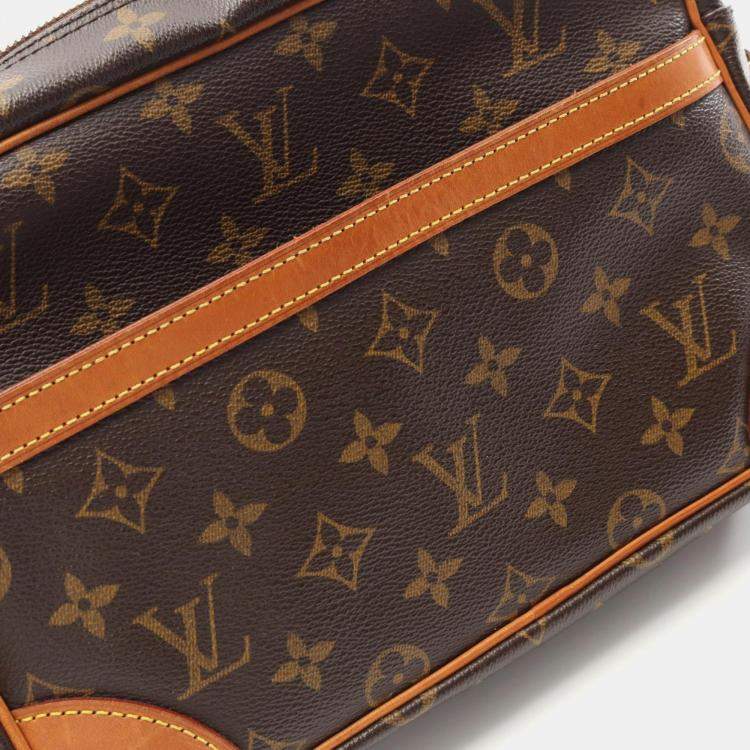 Pre Owned Louis Vuitton Trocadero 27 Monogram Canvas Crossbody Bag