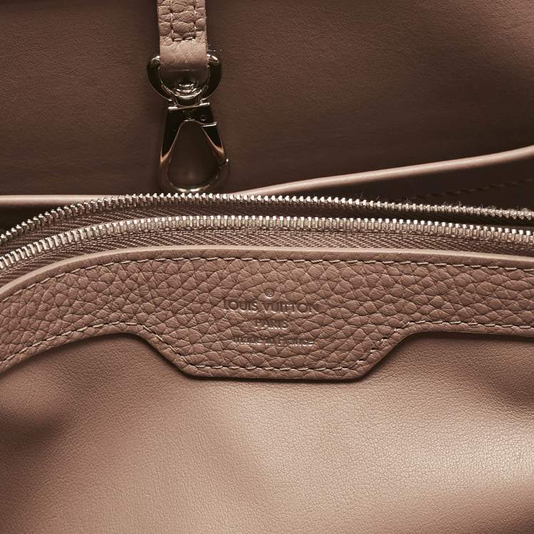 Pre Owned Louis Vuitton Galet Taurillon Leather Capucines MM Bag