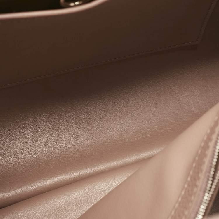 Pre Owned Louis Vuitton Galet Taurillon Leather Capucines MM Bag