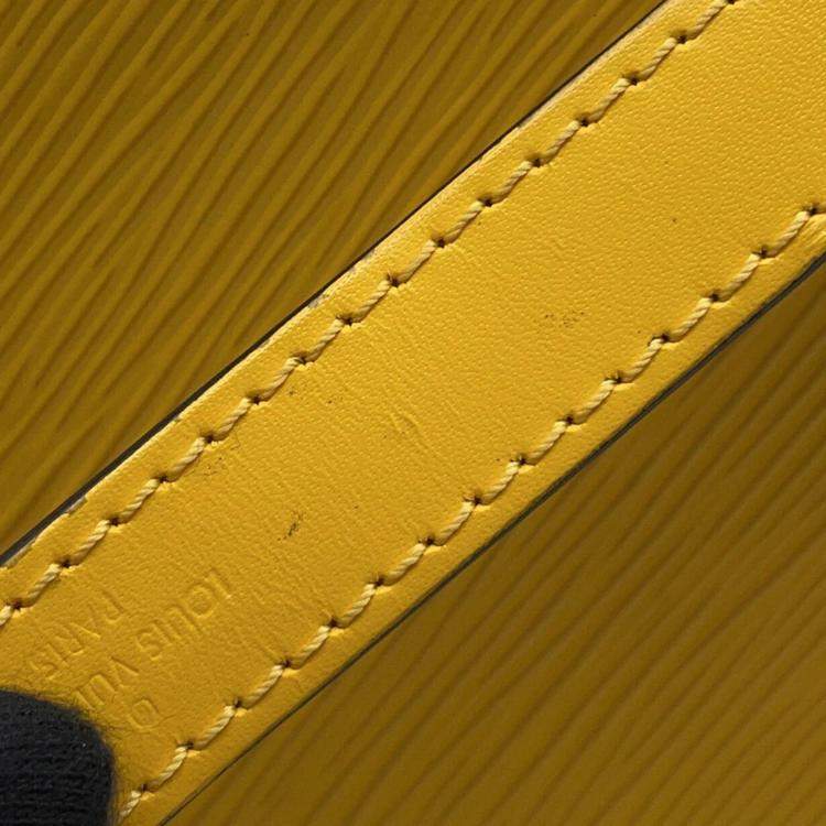 Pre Owned Louis Vuitton Alma Mini Citron Epi Leather Chain Bag