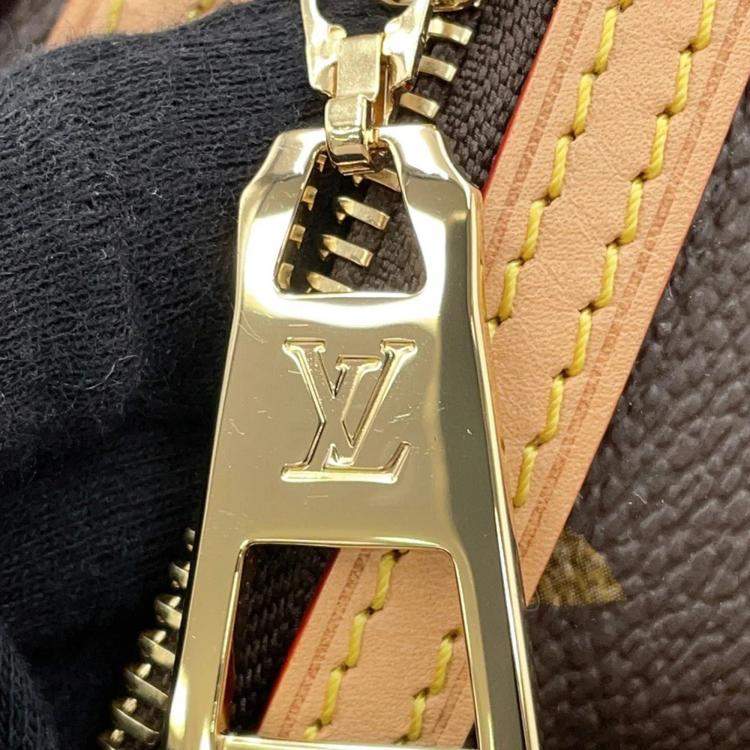 Pre Owned Louis Vuitton High Rise Ivory Monogram Canvas Bum Bag