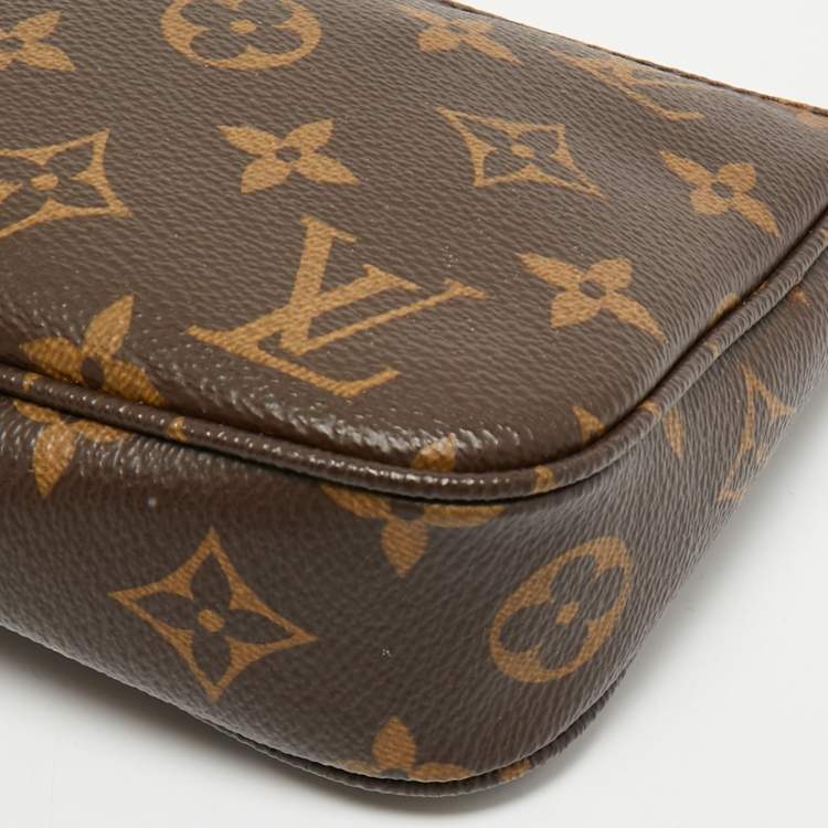 Pre Owned Louis Vuitton Monogram Canvas Pochette Accessoires Bag