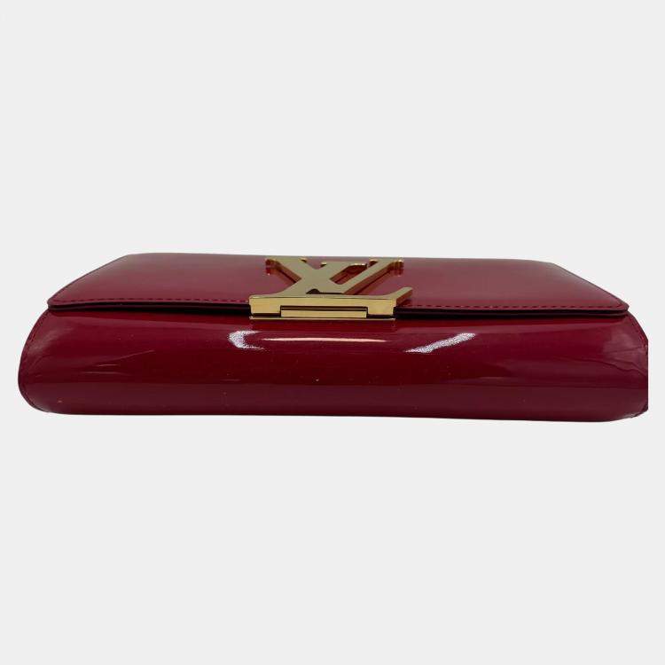 Pre Owned Louis Vuitton Louise Rouge Grenadine Vernis Leather Clutch Bag
