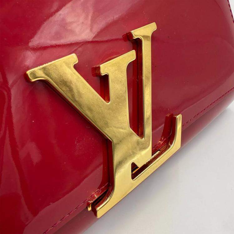 Pre Owned Louis Vuitton Louise Rouge Grenadine Vernis Leather Clutch Bag