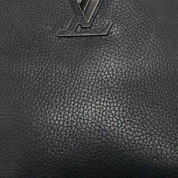Pre Owned Louis Vuitton Black Leather and Python Capucines BB Bag