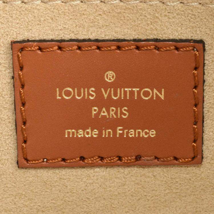 Pre Owned Louis Vuitton On My Side MM Beige Leather Handbag