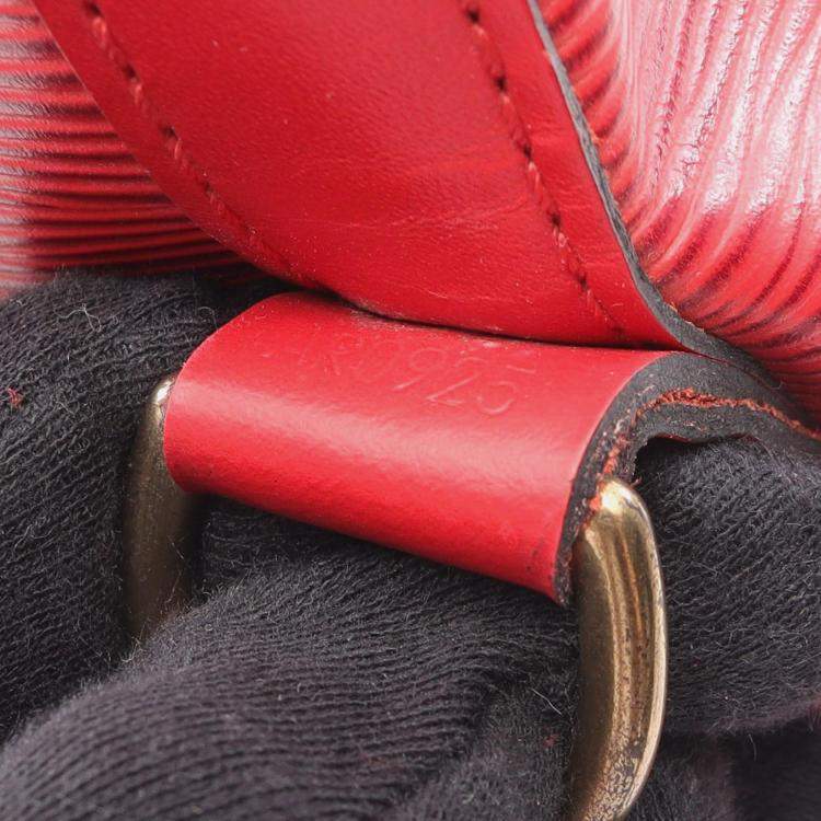 Pre Owned Louis Vuitton Noe Castilian Red Epi Leather Shoulder Bag
