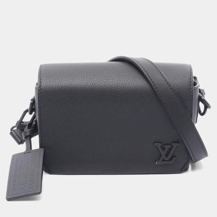 Pre Owned Louis Vuitton Fastline PM Black Aerogram Leather Wearable Wallet