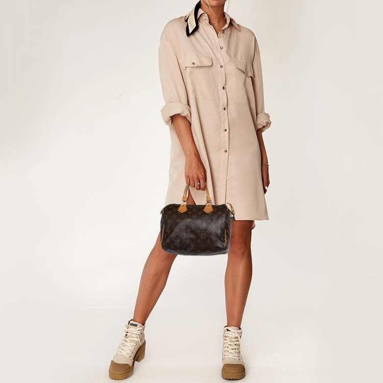 مملوكة مسبقًا Louis Vuitton Monogram Canvas Speedy 25 Bag