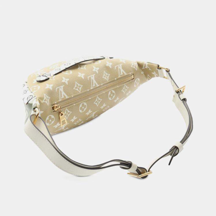 Pre Owned Louis Vuitton Green Monogram Giant Bumbag