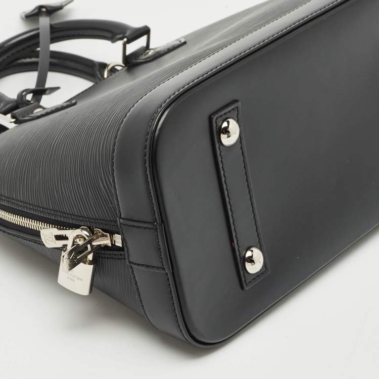 Pre Owned Louis Vuitton Black Epi Leather Alma PM Bag