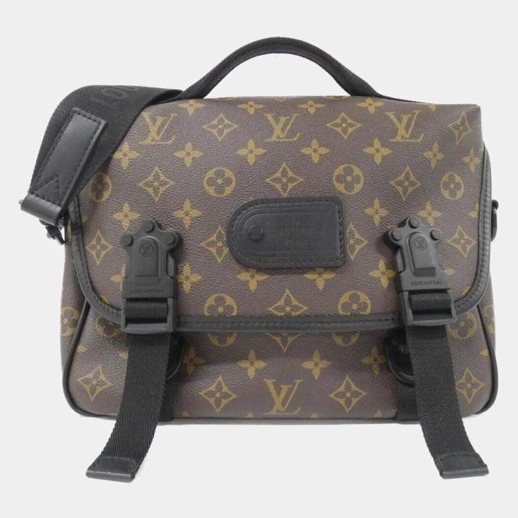 Pre Owned Louis Vuitton LV Trail Messenger Monogram Macassar Shoulder Bag