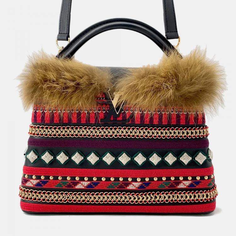 مملوكة مسبقًا Louis Vuitton Capucines Multicolor Noir Red Leather Fur Top Handle Bag