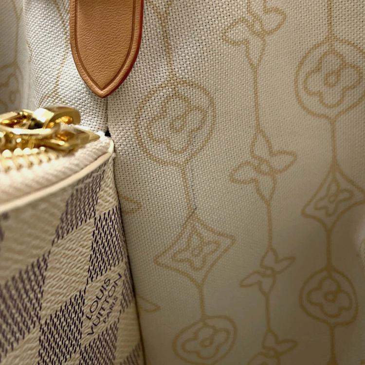 Pre Owned Louis Vuitton Neonoe MM White Damier Azur Shoulder Bag