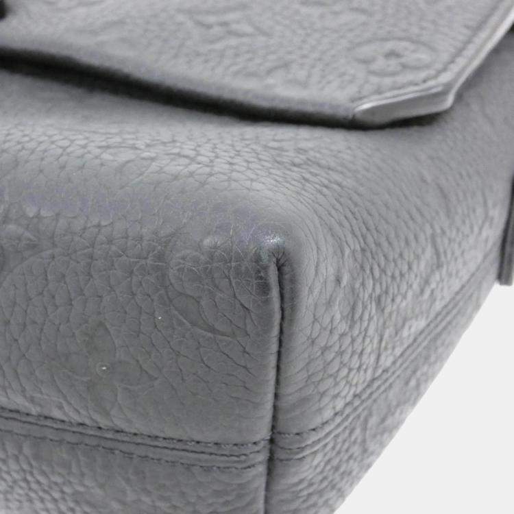 Pre Owned Louis Vuitton S-Cape Messenger Black Taurillon Leather Shoulder Bag