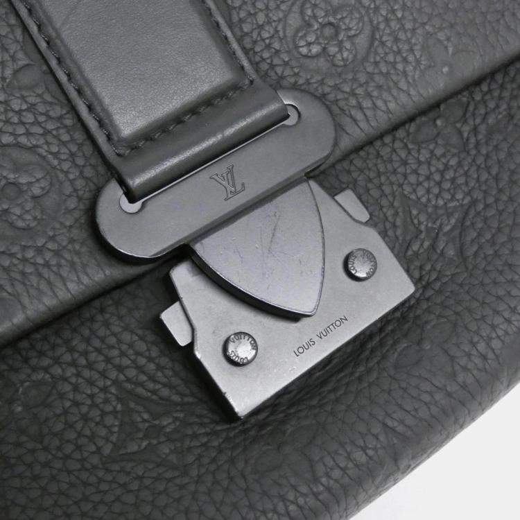Pre Owned Louis Vuitton S-Cape Messenger Black Taurillon Leather Shoulder Bag