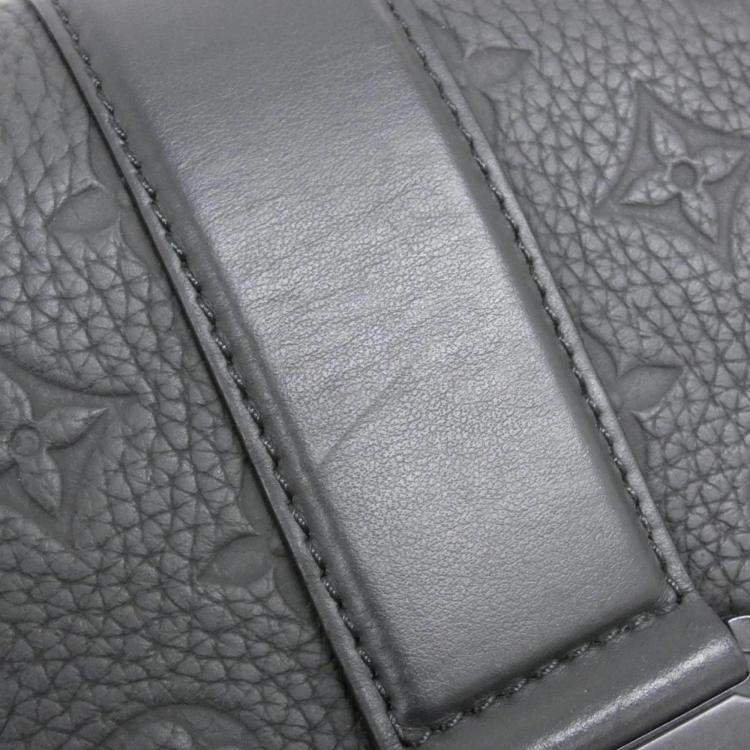 Pre Owned Louis Vuitton S-Cape Messenger Black Taurillon Leather Shoulder Bag