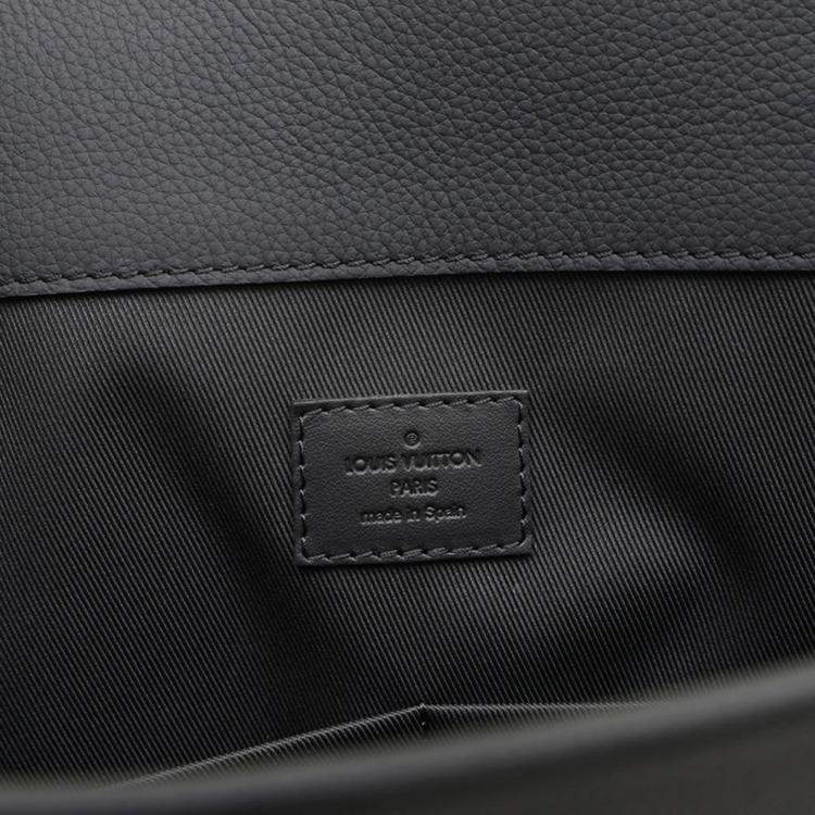 مملوكة مسبقًا Louis Vuitton Aerogram Take Off Black Leather Tote Bag