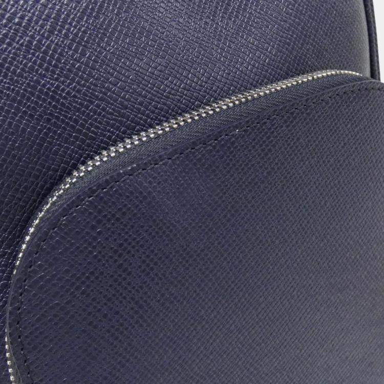 Pre Owned Louis Vuitton Avenue Navy Blue Taiga Leather Sling  Bag