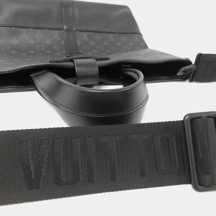 Pre Owned Louis Vuitton Saumur Black Monogram Eclipse Canvas Handbag