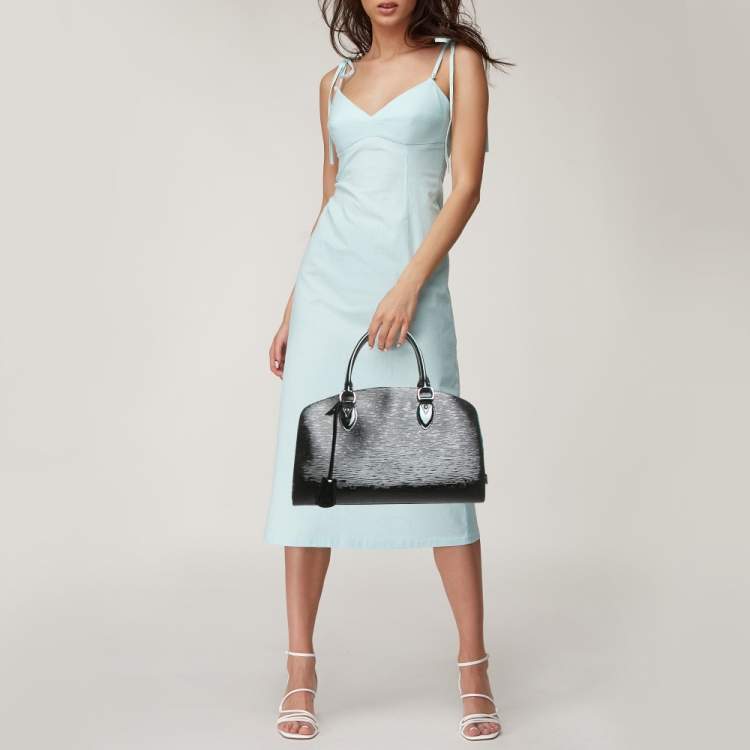 مملوكة مسبقًا Louis Vuitton Black Electric Epi Leather Pont Neuf PM Bag