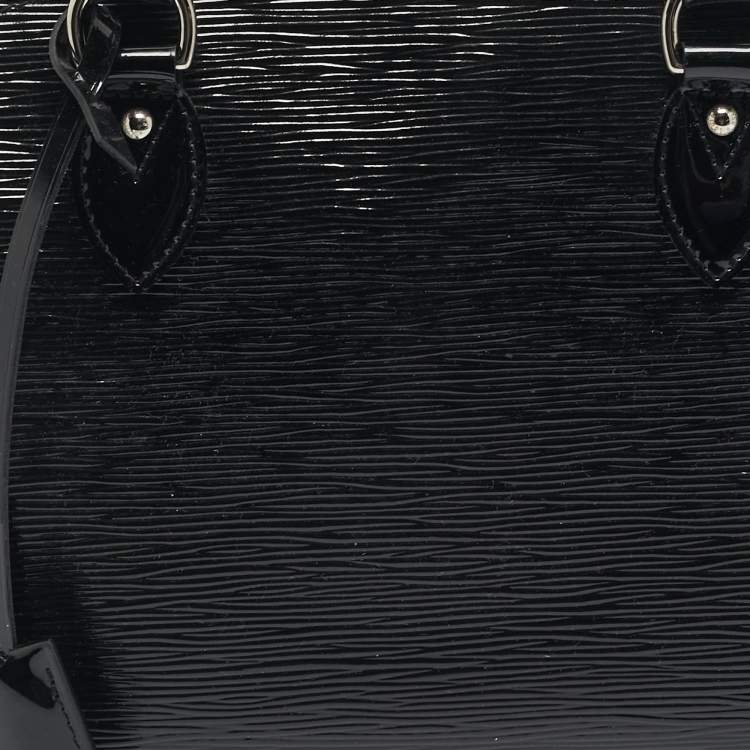 مملوكة مسبقًا Louis Vuitton Black Electric Epi Leather Pont Neuf PM Bag