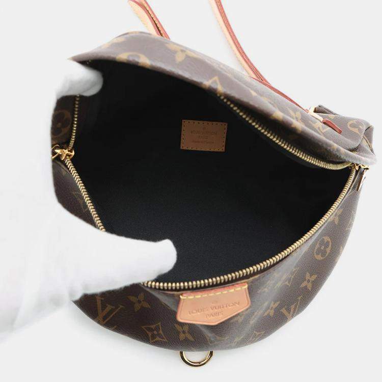 مملوكة مسبقًا Louis Vuitton Bumbag Noir Monogram