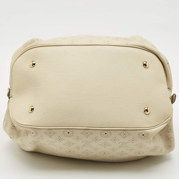Pre Owned Louis Vuitton Lin Monogram Mahina Leather Surya XL Bag
