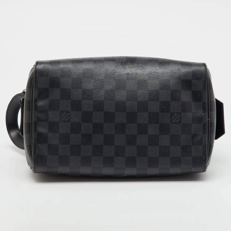 Pre Owned Louis Vuitton Damier Graphite Canvas Dopp Kit Toilet Pouch
