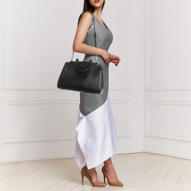 Pre Owned Louis Vuitton Black Epi Leather Brea MM Bag