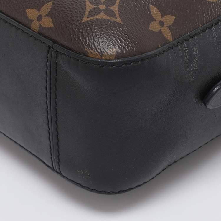 Pre Owned Louis Vuitton Monogram Canvas Saintonge Crossbody Bag